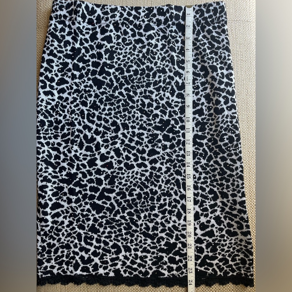 Vintage St. John Evening by Marie Gray leopard print knit cardigan and skirt - Picture 9 of 12